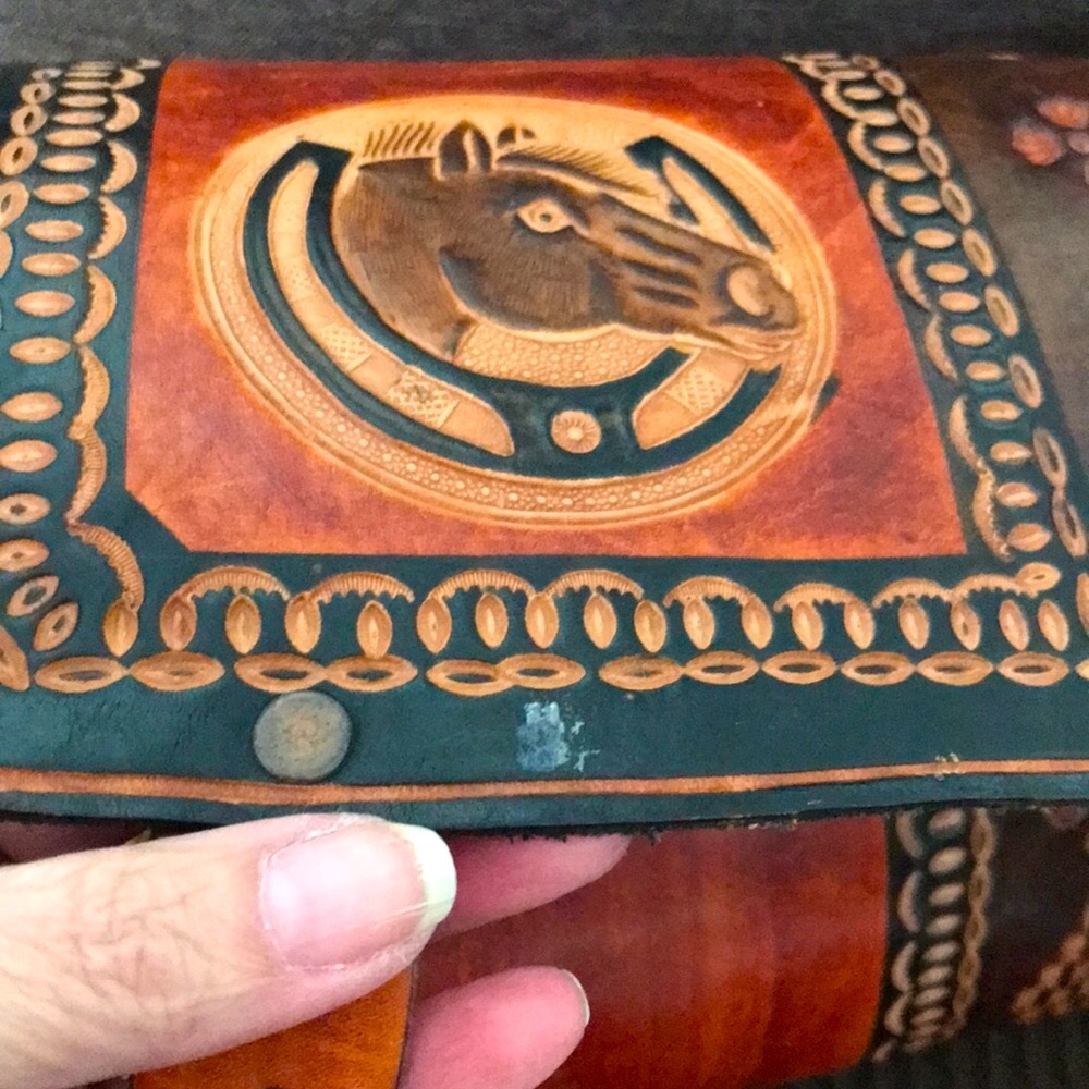 Tooled Cowhide Leather Crossbody/Side Saddle Bag Custom Made - Picture 14 of 15